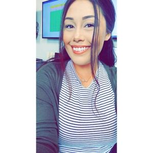 Meet your Posher, Elyse